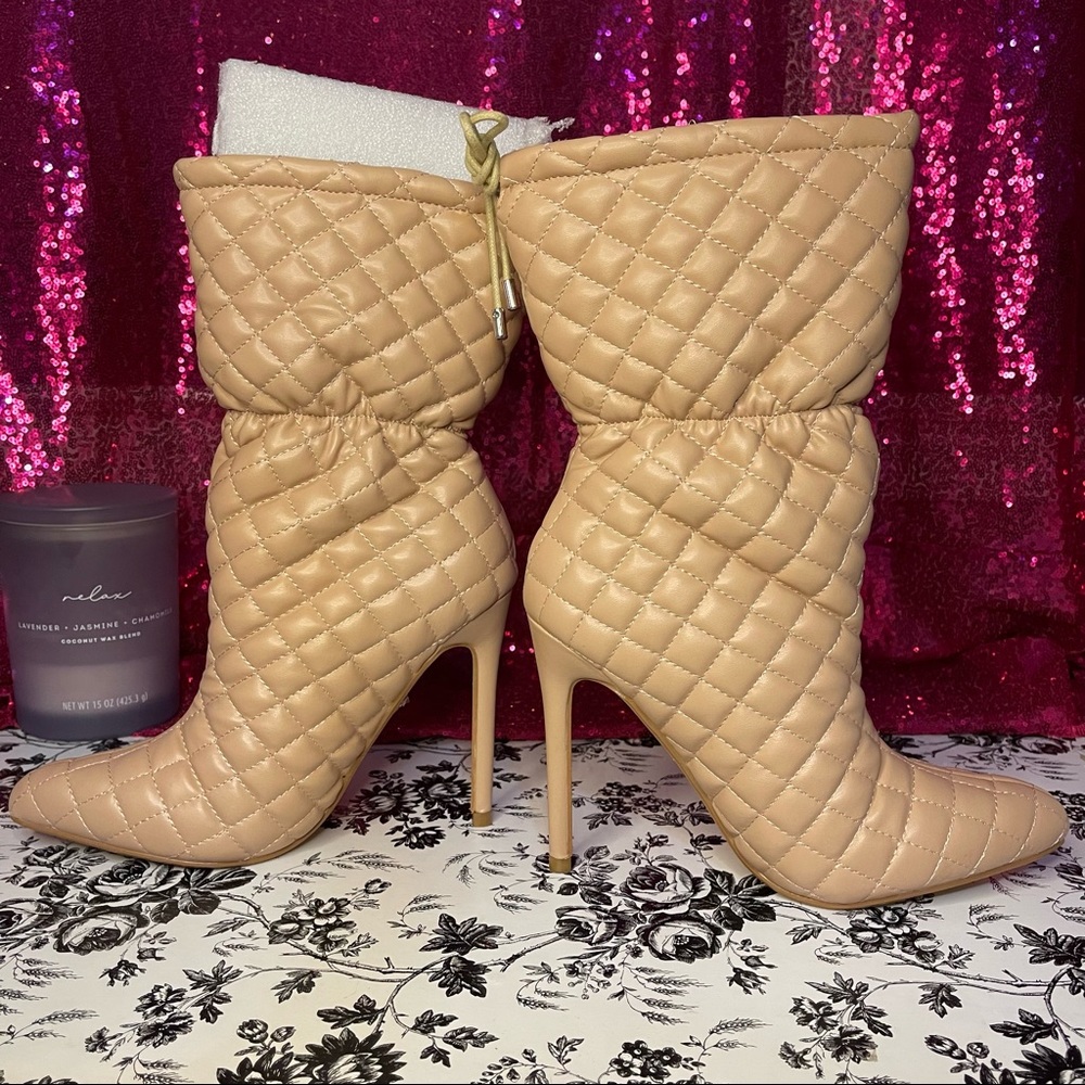Quilted Style Boots - Picture 6 of 6